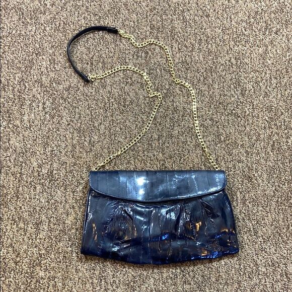 VTG, GENUINE EEL SKIN MADE IN KOREA Elegant Blue Clutch with Gold Chain - Picture 2 of 16